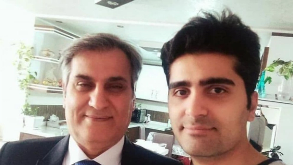 خواهر منوچهر بختیاری خبر داد که این زندانی سیاسی به سیسییو منتقل خواهد شد