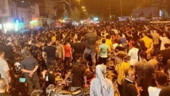 ایزدپناه، نماینده ایذه در مجلس: اینترنت ایذه همچنان قطع است