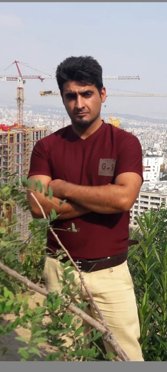 Iranian security forces shoot dead protester outside prison, sources say