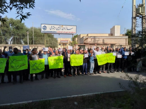 شورای تشکلهای صنفی فرهنگیان از «همکاران بازنشسته و شاغل» خواست در تجمع ۹ اسفند شرکت کنند