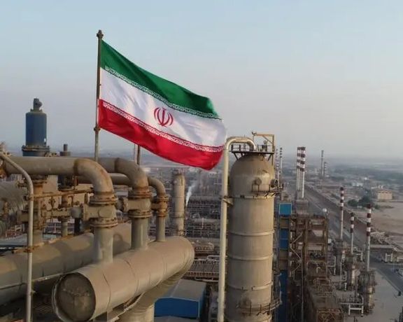 صحيفة "إيران" الحكومية: بيع النفط المخفض أكثر ربيحة من مخاطر العقوبات الأميركية