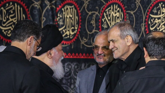 کنایه علمالهدی به سخنان پزشکیان: تا اسرائیل وجود دارد، معنا ندارد اسلحه را زمین بگذاریم