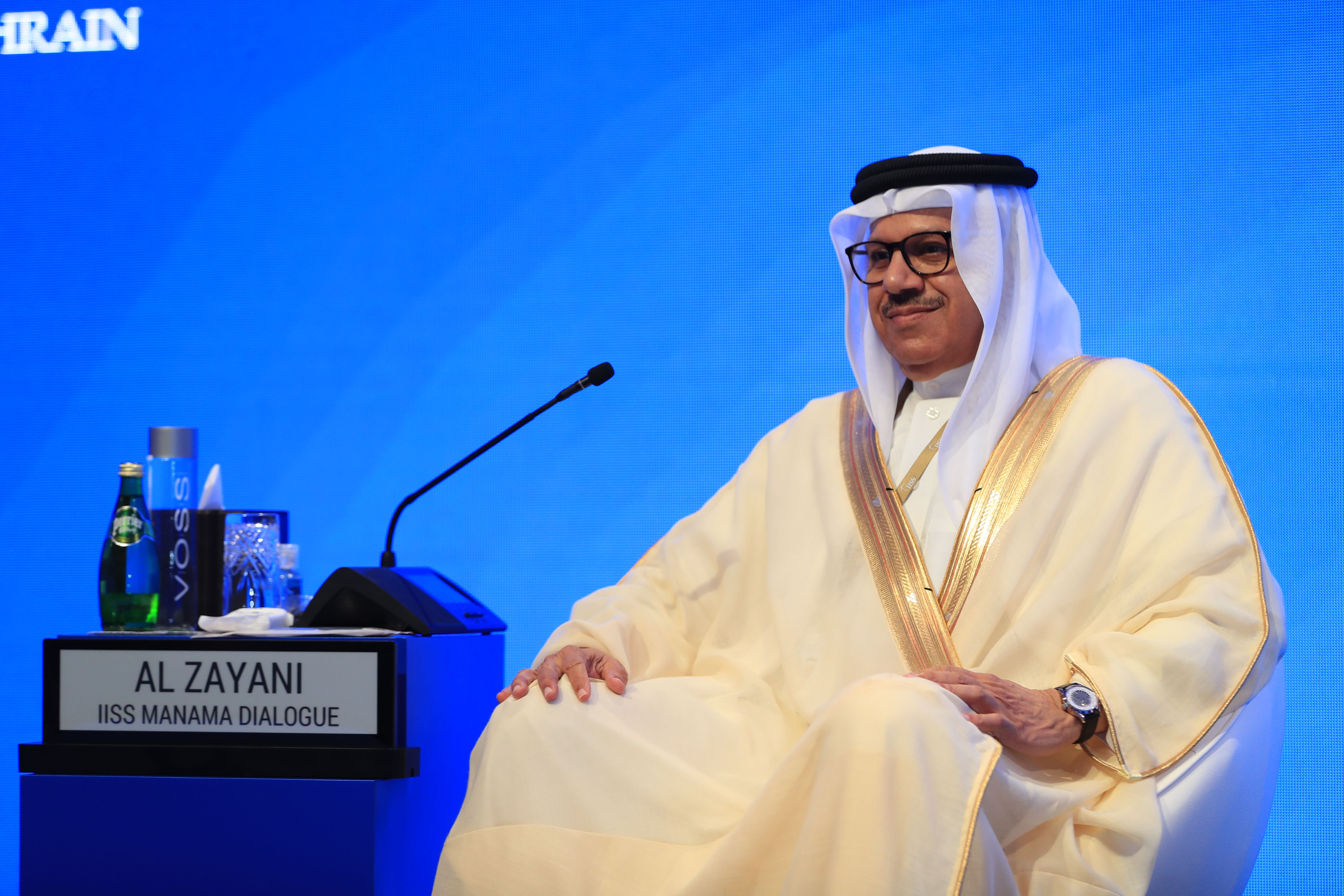 وزیر خارجه بحرین: لبنان برای حل بحران فعلی نشان دهد حزب‌الله می‌تواند رفتارش را تغییر دهد