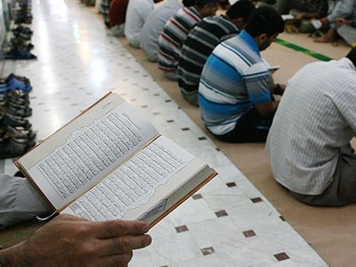 دادگستری همدان: یک زندانی محکوم به اعدام با حفظ ۱۰ جزء قرآن عفو شد