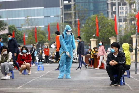 وزارت خارجه چین: مدرکی برای اثبات نشت ویروس کرونا از آزمایشگاه وجود ندارد