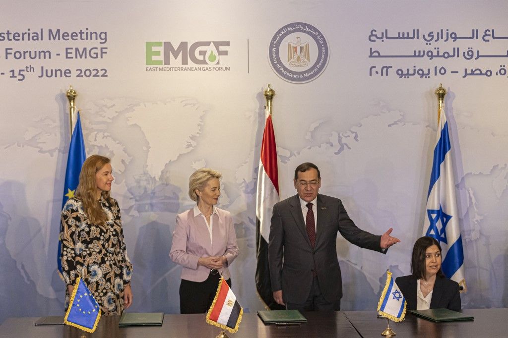 اتحادیه اروپا با اسرائیل و مصر برای خرید گاز مایع یادداشت تفاهم امضا کرد