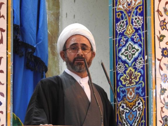 نماینده خامنهای در ایلام: حاضرند تبعات رقص زنان بیحجاب را برای همسران خود بپذیرند؟