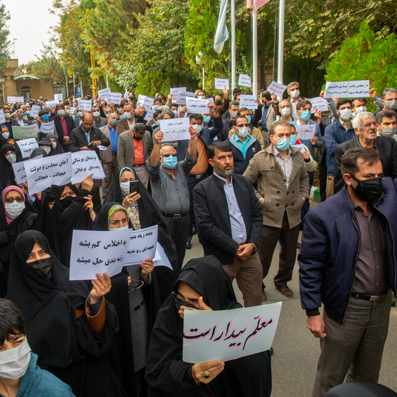 عضو کمیسیون آموزش مجلس: بودجه لایحه رتبهبندی معلمان از طریق فروش اموال دولت تامین میشود