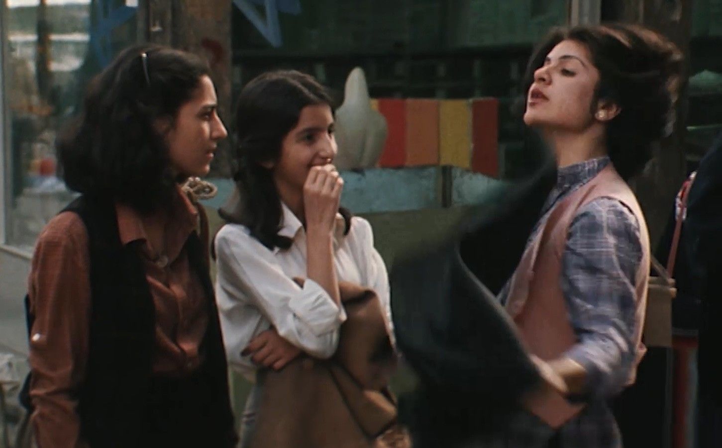 «جنگ علیه زنان»؛ مستندی درباره ۴۷ سال سرکوب و ایستادگی