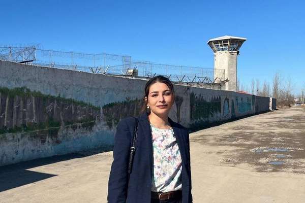 ویدا ربانی، روزنامهنگار: همسرم مرا مورد خشونت خانگی شدید قرار داد و اموالم را تصاحب کرد