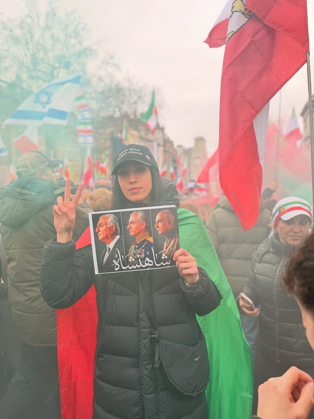 کیمیا علیزاده در تجمع مونیخ: چندهزار نفر دیگر باید کشته شوند تا دنیا صدای ما را بشنود؟