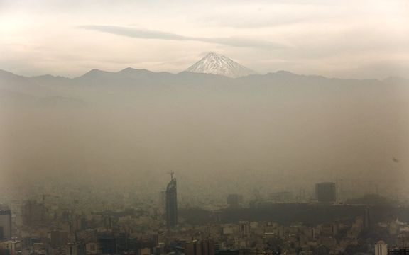 Heavy Air Pollution Shuts Down Schools In Several Iranian Cities
