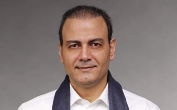 بسبب قضاء خدمته العسكرية في الحرس الثوري.. أميركا تمنع مطربًا إيرانيا من دخول أراضيها