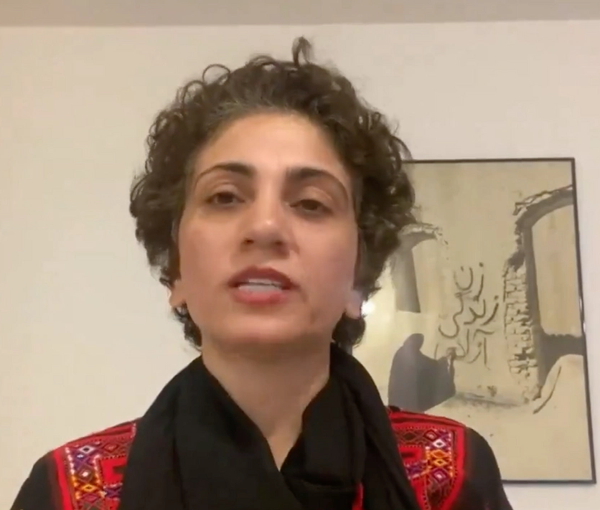 ناشطة إيرانية تؤكد لـ "إيران إنترناشيونال" أن المخابرات تحتجز شقيقها وابنها "كرهائن"