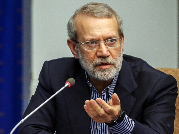 أمين مجلس الأمن القومي الإيراني: مبعوث ترامب يخيّرنا بين الإصغاء أو التعرض لضربة إسرائيلية