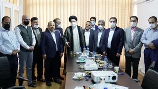 Newspapers In Iran Criticize Raisi For Inefficiency, Lack Of Planning