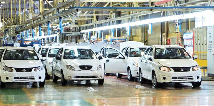 افزایش ۵۰ تا ۱۳۵ میلیون تومانی قیمت خودرو در یک ماه؛ رکود تورم در بازاری که خریدار ندارد