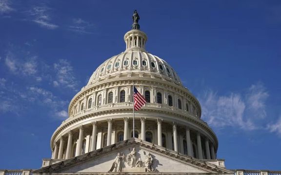 نامه ۱۰ سناتور دموکرات آمریکا به روبیو: اخراج ایرانیان متوقف شود