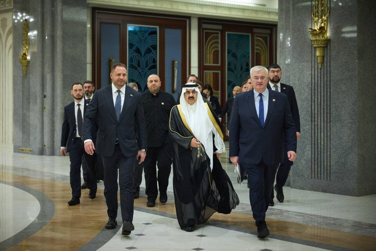 مقام‌های آمریکا و اوکراین در نشست جده راه‌های پایان جنگ را بررسی کردند