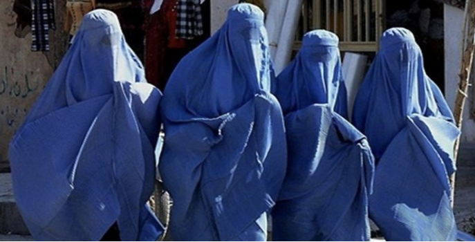 رقابت طالبان با جمهوری اسلامی: صدای زن حتی موقع قران خواندن حرام و ممنوع است