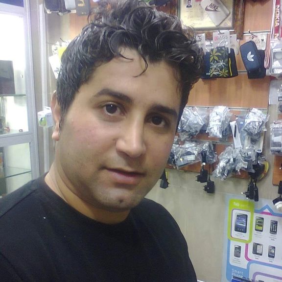 شقيقة ضحية الإضراب عن الطعام في ايران: سلموا جثته شريطة صمتنا