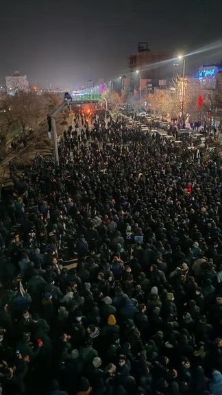 رسانههای جهان: با وجود تهدیدهای خامنهای، مردم دوباره به خیابانها آمدند