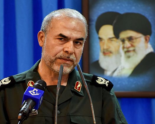 معاون سیاسی سپاه پاسداران: در ماههای اخیر کمبود واردات واکسن را به رهبر نسبت دادند