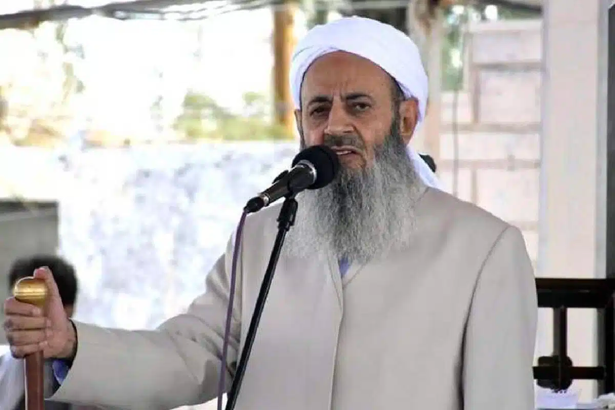 مولوی عبدالحمید به مقام‌های حکومتی: اگر نمی‌توانید مشکلات مردم را حل کنید کنار بروید