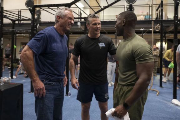 زورآزمایی وزرای دفاع و بهداشت دولت ترامپ برای تشویق مردم آمریکا به تناسب اندام