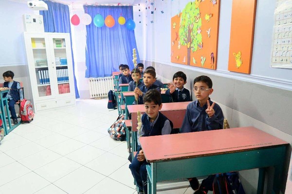 فرار گرانقیمت از مدارس دولتی