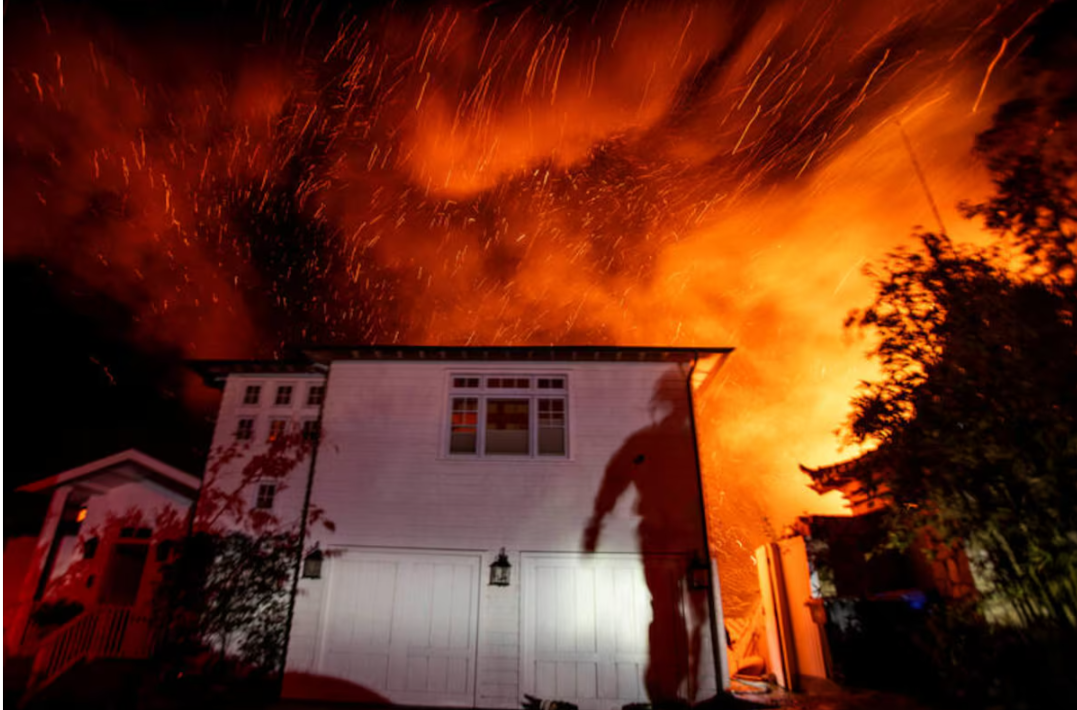 نگرانی‌ها از بازگشت بادهای شدید و تشدید آتش‌سوزی‌های لس‌آنجلس