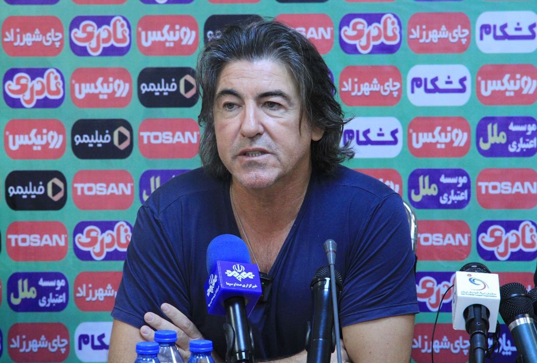 ساپینتو: احترامی به استقلال گذاشته نمی‌شود، هروقت به صدر جدول می‌رسیم اتفاق عجیب می‌افتد