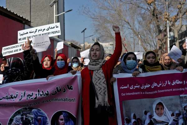 همبستگی زنان ایرانی با زنان افغانستان در پی موج تازه سرکوب طالبان