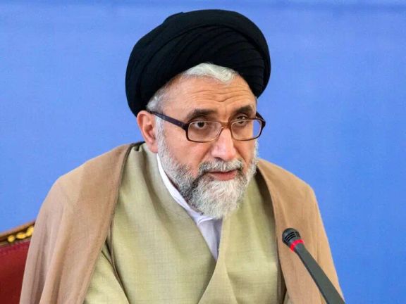 سجل حافل بالانتهاكات.. مَنْ هو المرشح لوزارة الاستخبارات الإيرانية في حكومة بزشكيان؟