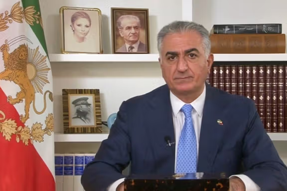 شاهزاده رضا پهلوی: سرکوبگران و شلیک‌کنندگان به مردم شناسایی و مجازات خواهند شد