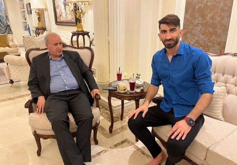 هدیه تاج و ممبینی به دروازه‌بان تیم ملی؛ پرداخت هزینه پرونده بیرانوند از پاداش‌های آینده!