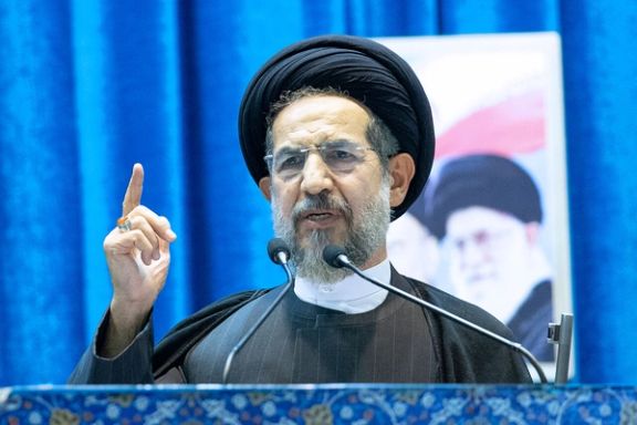 امام جمعه تهران: جامعه به این شعور برسد که باید عالم در راس هرم قدرت باشد