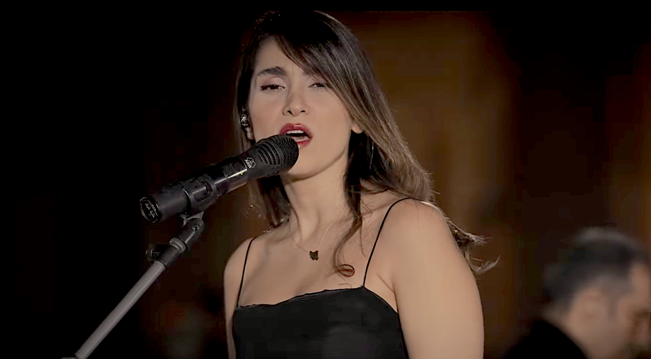 پرستو احمدی و دو تن از نوازندگان «کنسرت کاروانسرا» بازداشت شدند 