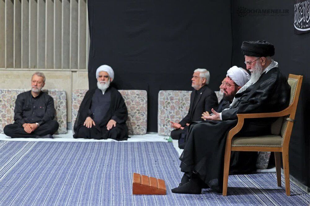 گزارش‌های ضد و نقیض از درگیری در اطراف دفتر خامنه‌ای در خیابان پاستور