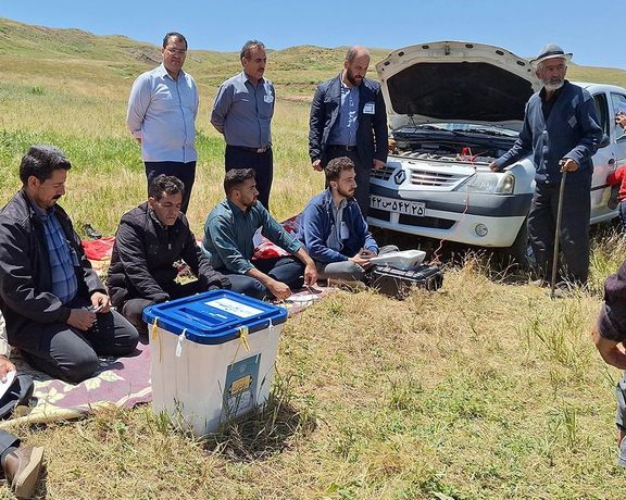 رییس موسسه نظرسنجی آرا: جمعیت زیادی گفتند رای میدهند اما ندادند