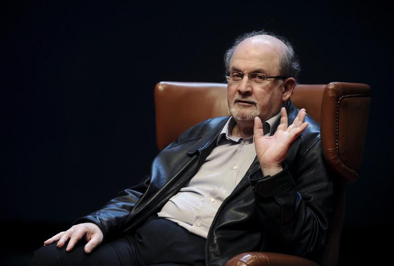 UK Says Ludicrous That Iran Blames Salman Rushdie For Assault