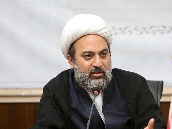 استاد حوزه علمیه: هوش مصنوعی روایت غلط از اربعین ارائه دهد، خودش حذف میشود