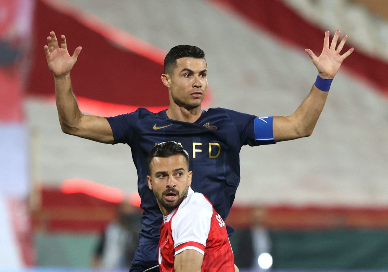 کنایه آاس به شکست پرسپولیس از النصر؛ خسته و بی‌حوصله مثل رونالدو در استادیوم خالی!