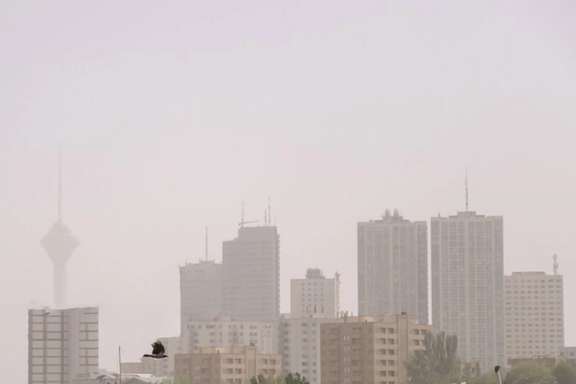 Pollution blankets Tehran this week