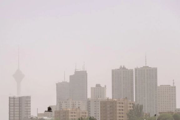 Tehran Shuts Schools, Offices As Iran’s Air Pollution Persists
