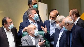 Differences Emerge Among Iran's Conservatives Over Social Media Bans