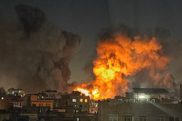 فرماندهان با فرار از پادگانها، سربازان را در بلاتکلیفی رها کردهاند