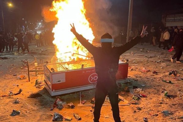 36 killed as crowds swell on tenth day of Iran protests - rights group