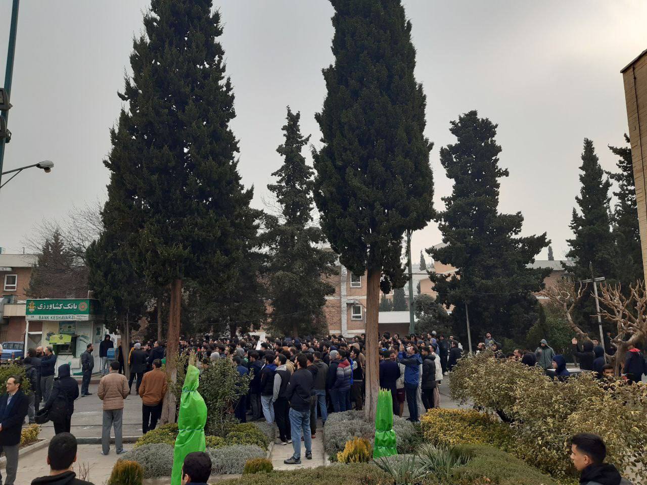 دانشجویان دانشگاه تهران خواهان اتحاد در اعتراض به کشته شدن امیرمحمد خالقی شدند