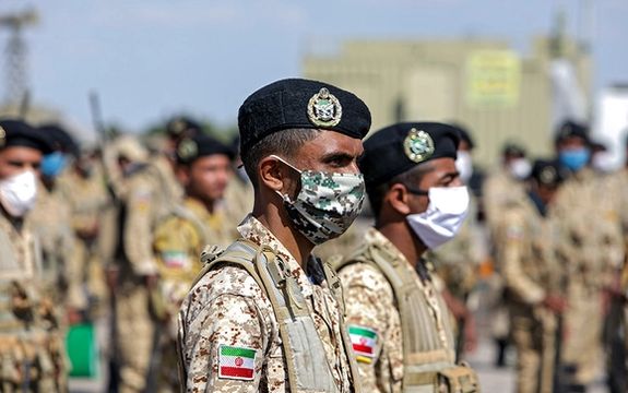 فرمانده ارتش: در پی تیراندازی سربازی در آمادگاه ارتش کرمان، پنج سرباز کشته شدند